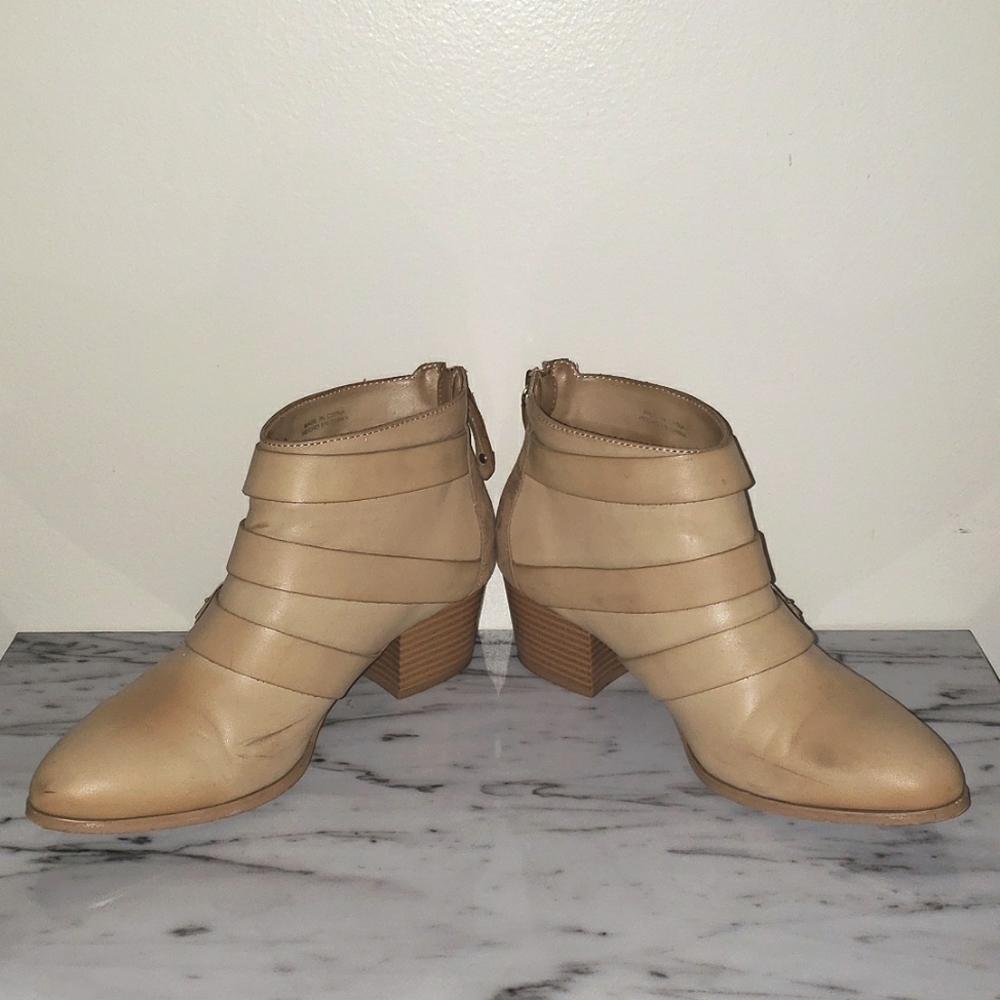 Forever21 Tripple Buckle Zip Bootie - Picture 2 of 5